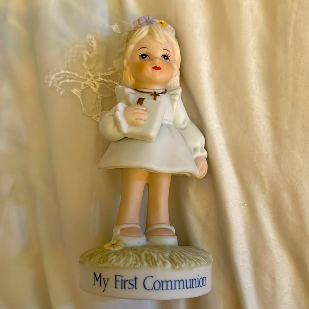 Vintage Lefton China piece  My First Communion Girl Christopher collection